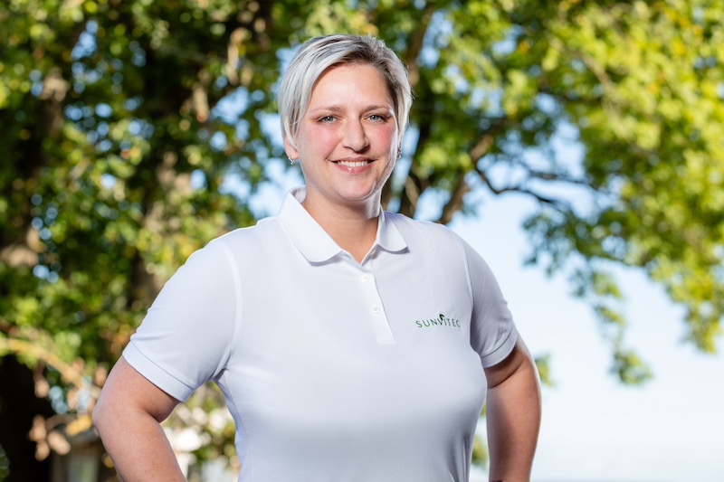 Daisy Frank-Daniel, Buchhaltung