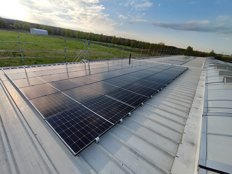 100 kWp Solaranlage mit Batteriespeicher in Ohrdruf (Gewerbe)